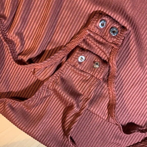 Stradivarius Rose Pink Ribbed V-scoop bodysuit - Picture 6 of 8